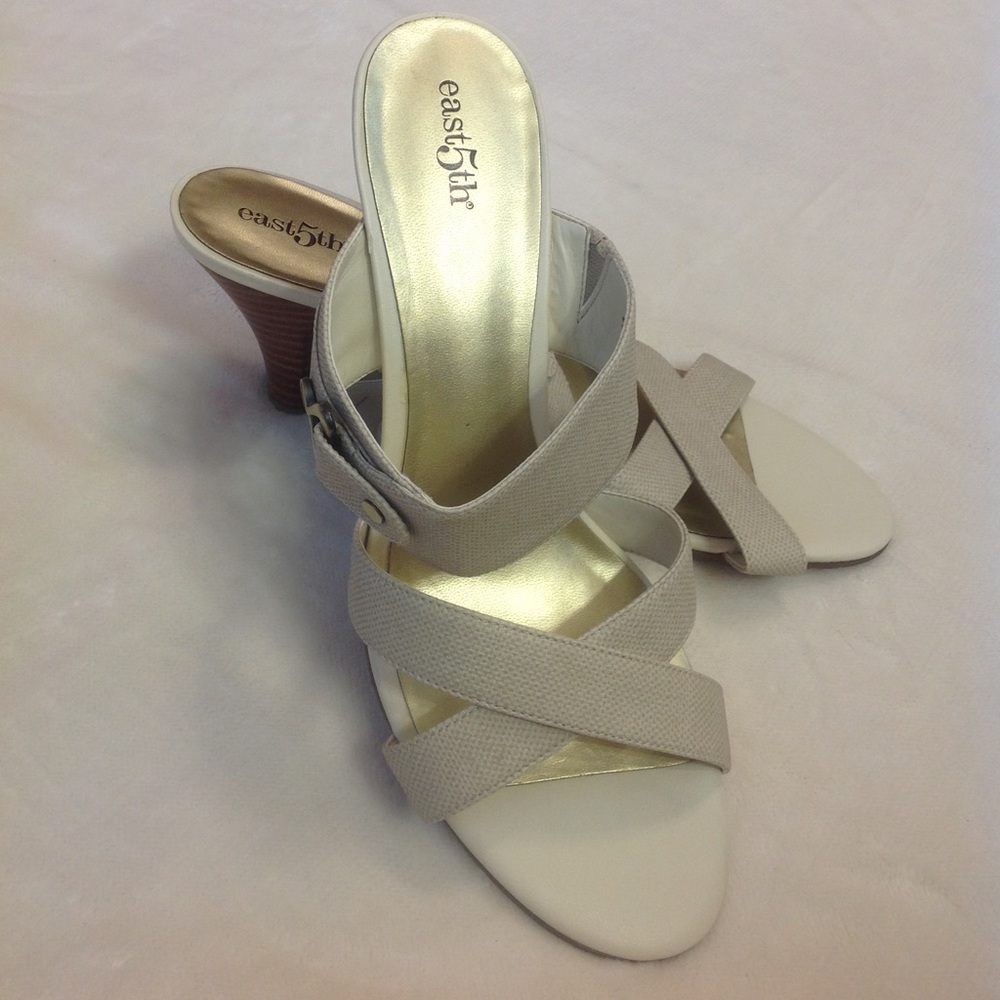 🔹EUC🔹 East 5th sandals